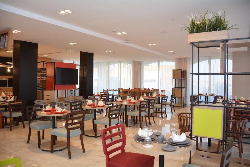 Intercity Hotel Riyadh Malaz - Restoran