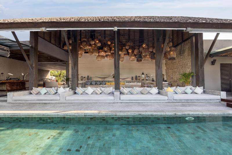 Cross Bali Breakers Resort - Lobi