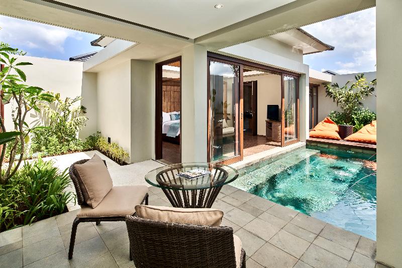 Cross Bali Breakers Resort - Oda