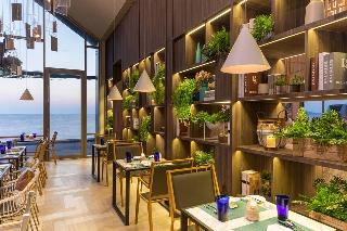 U Jomtien Pattaya fotoÄŸrafÄ±