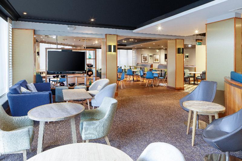 Holiday Inn Peterborough West - Bar