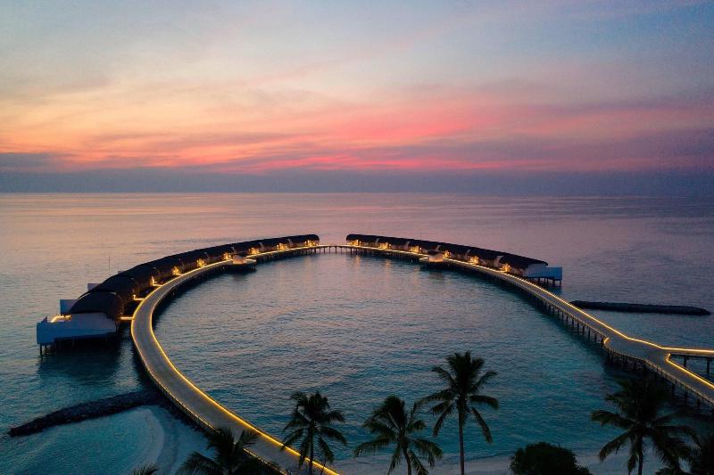 The Westin Maldives Miriandhoo Resort - Genel