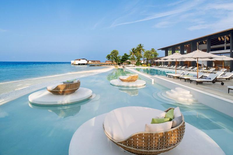 The Westin Maldives Miriandhoo Resort - Havuz