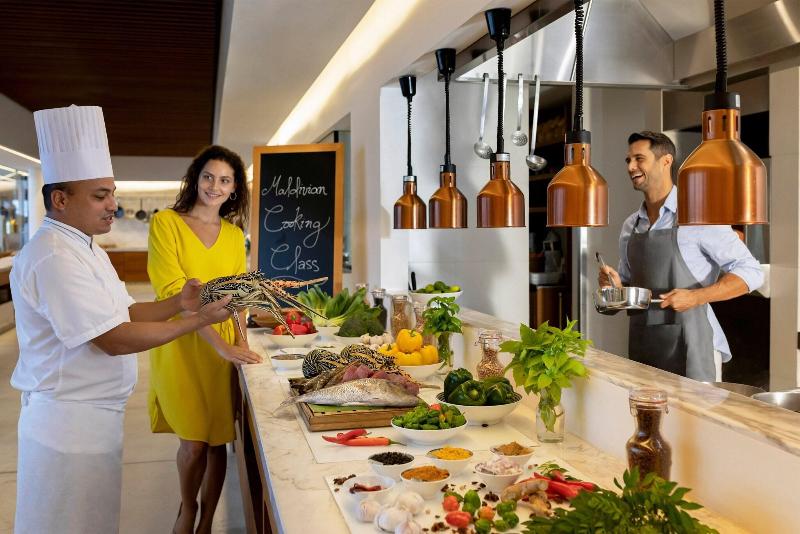 The Westin Maldives Miriandhoo Resort - Restoran