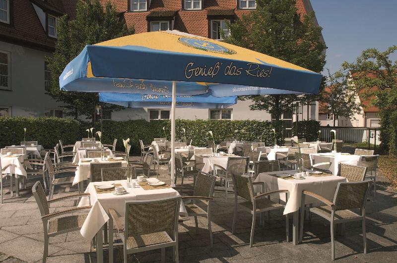 elaya hotel noerdlingen, Trademark by Wyndham - Teras