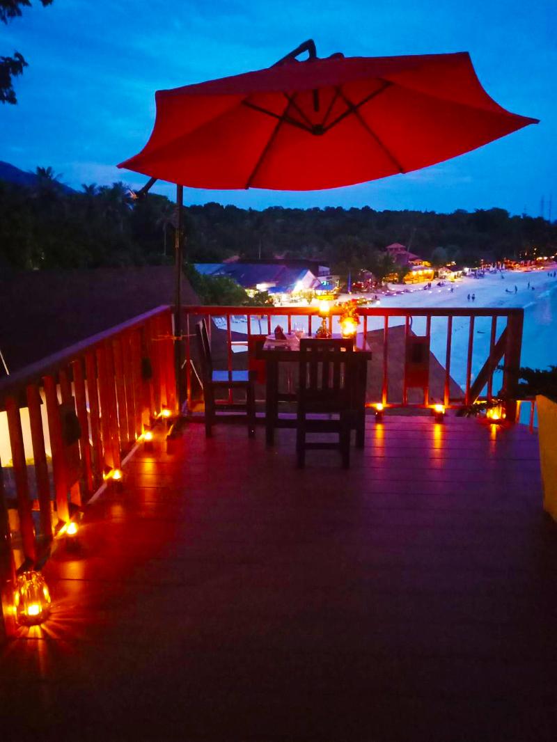 Chareena Hill Beach Resort - Restoran
