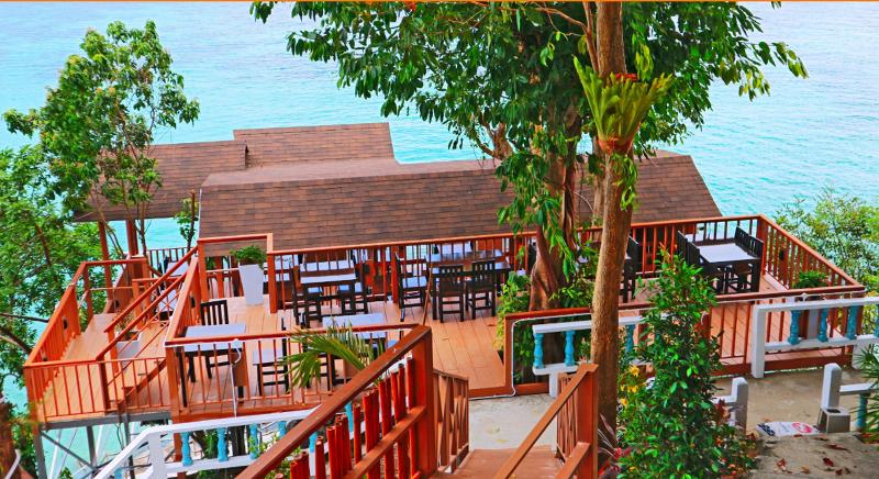 Chareena Hill Beach Resort - Restoran