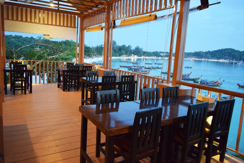 Chareena Hill Beach Resort - Restoran