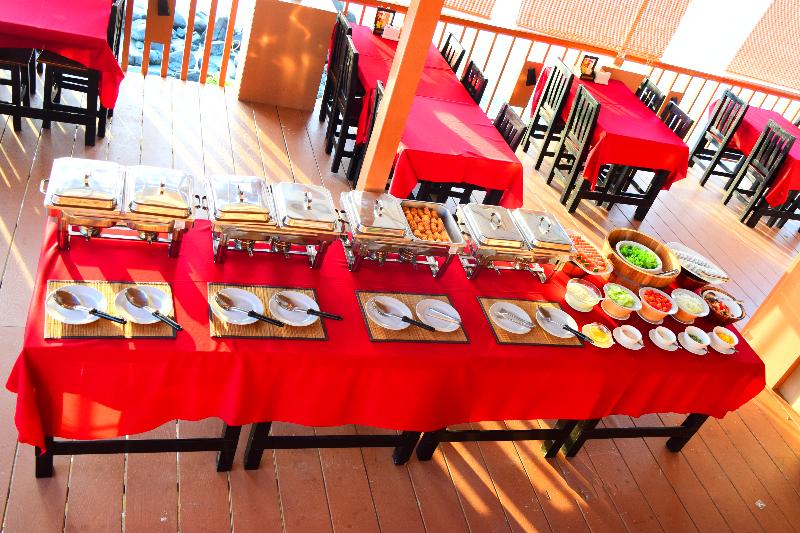 Chareena Hill Beach Resort - Restoran