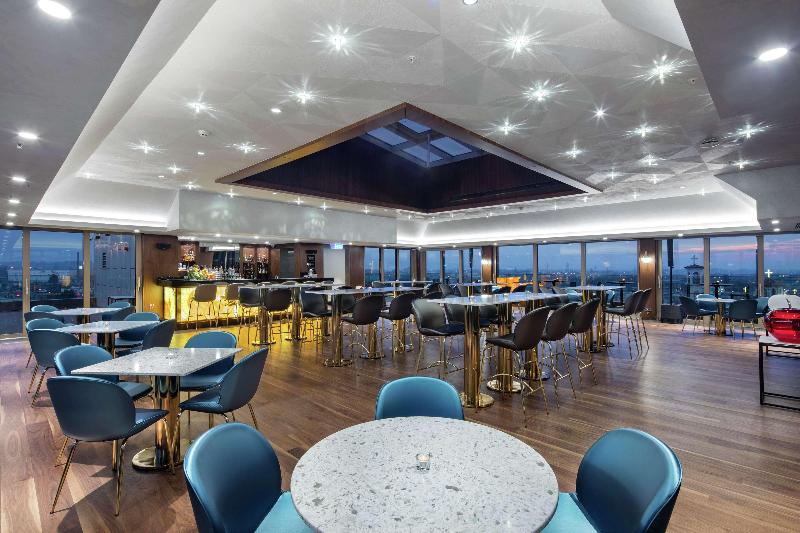 DoubleTree by Hilton Skopje - Bar