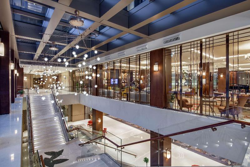 DoubleTree by Hilton Skopje - Lobi