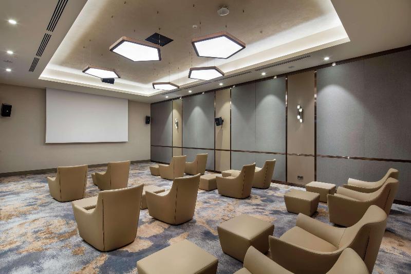 DoubleTree by Hilton Skopje - Toplantı