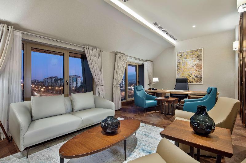 DoubleTree by Hilton Skopje - Oda