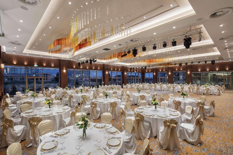 DoubleTree by Hilton Skopje - Restoran