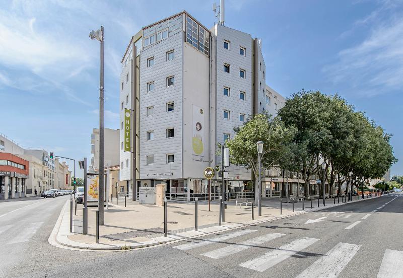 B&B HOTEL Nîmes Centre Arènes - Genel