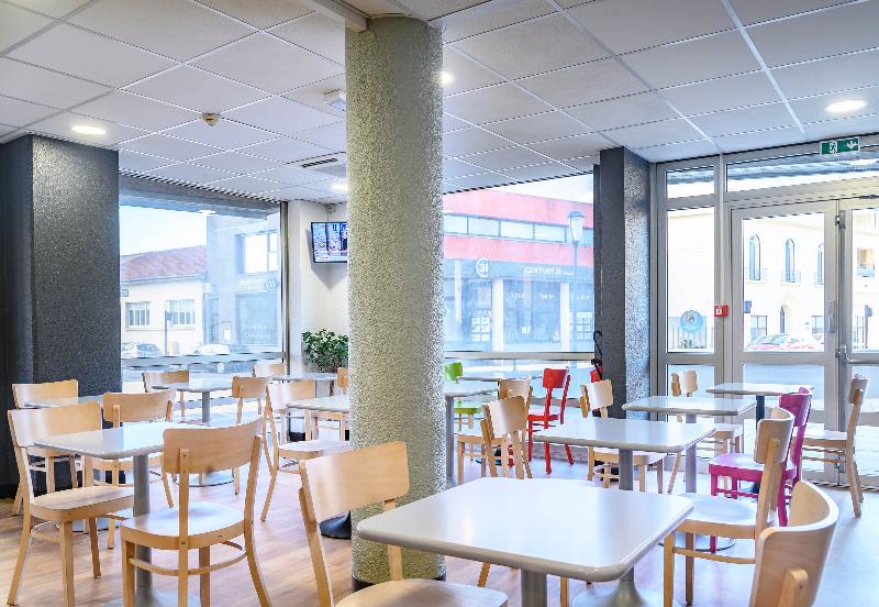 B&B HOTEL Nîmes Centre Arènes - Restoran
