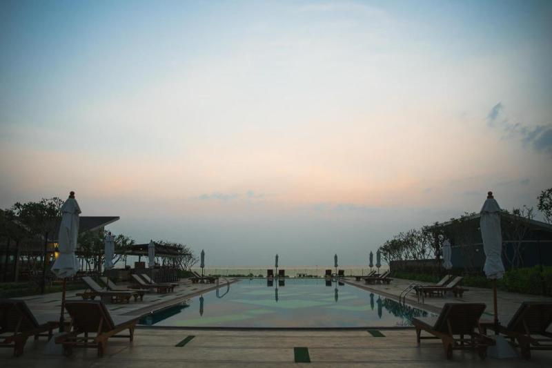 Coral Tree Villa HuaHin - Havuz