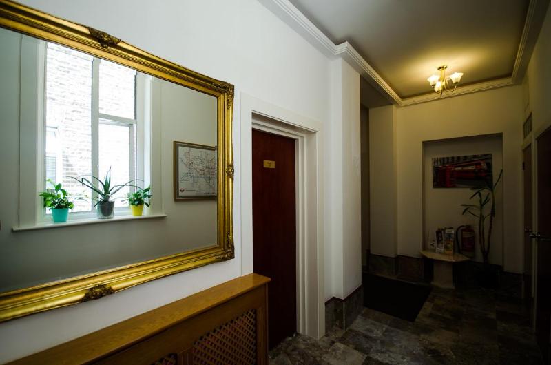 The Adria Hotel London - Genel