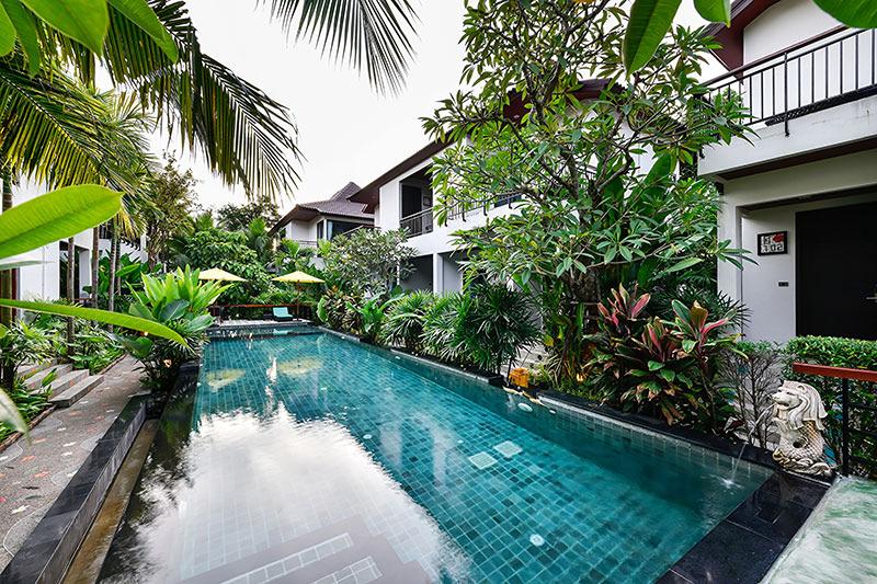 Coco Retreat Phuket Resort and Spa SHA+ - Havuz
