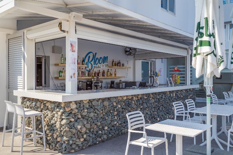 Protaras Plaza Hotel - Bar