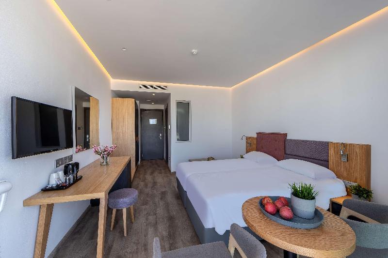 Protaras Plaza Hotel - Oda