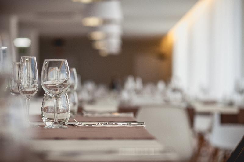 Essences Inn Marianos - Restoran