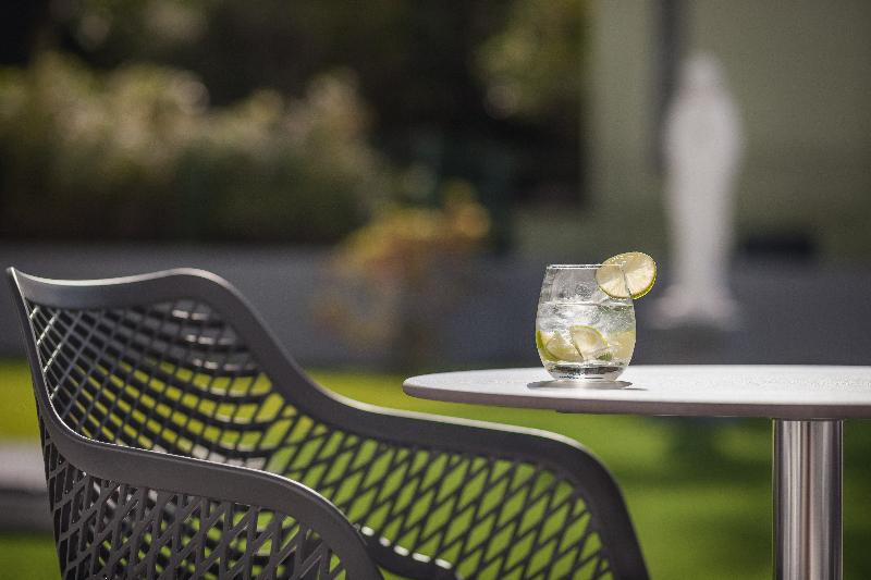 Essences Inn Marianos - Teras