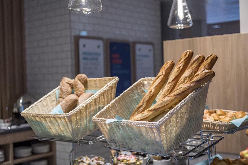 Holiday Inn Express Luzern Kriens - Restoran