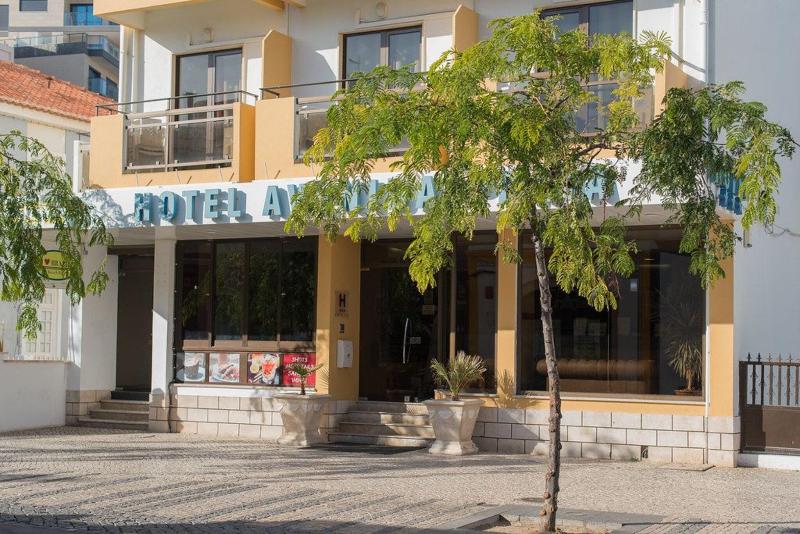 Avenida Praia - Genel