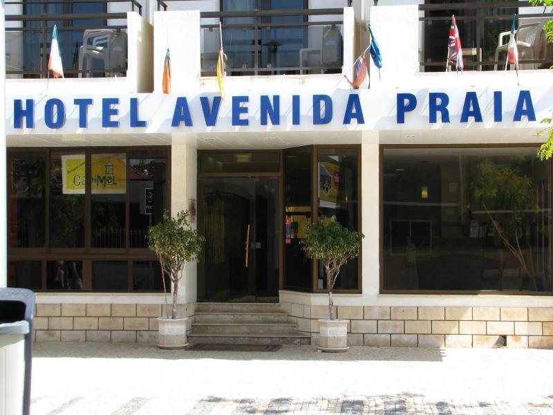 Avenida Praia - Genel