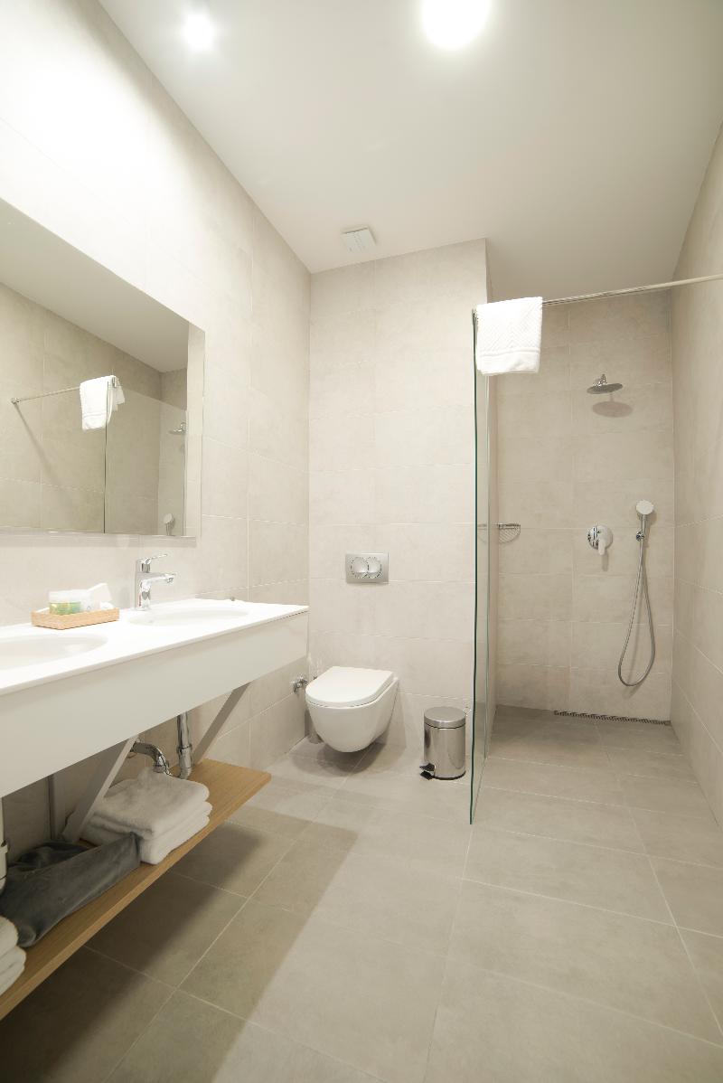 City Nest Modern & Cozy Suites - Oda