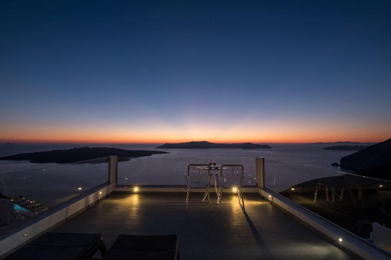 Villa Renos - Genel