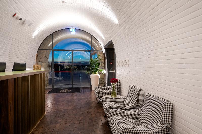 ROXANICH Winery and Design Hotel - Lobi