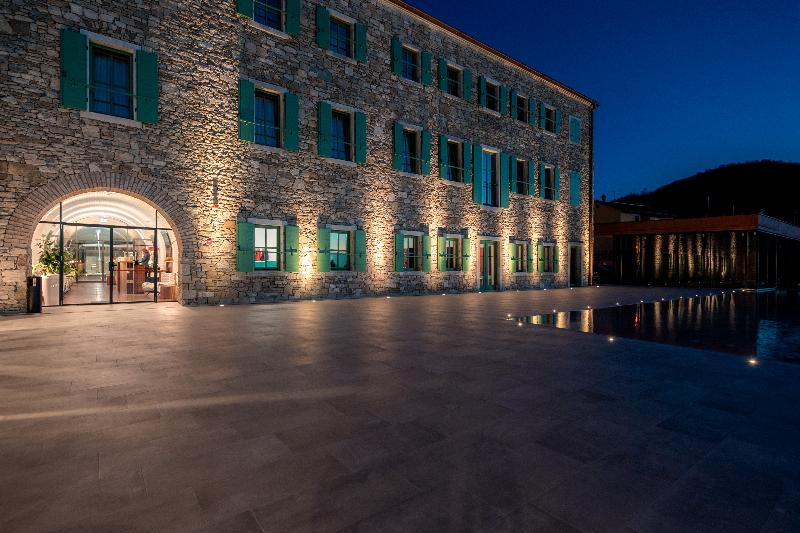 ROXANICH Winery and Design Hotel - Genel