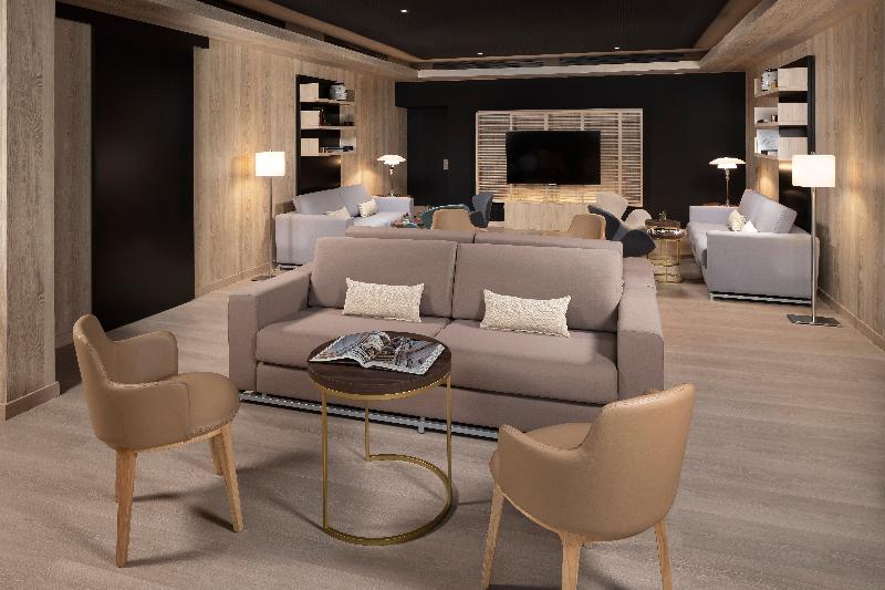 The Level At Hotel Melia Castilla - Lobi