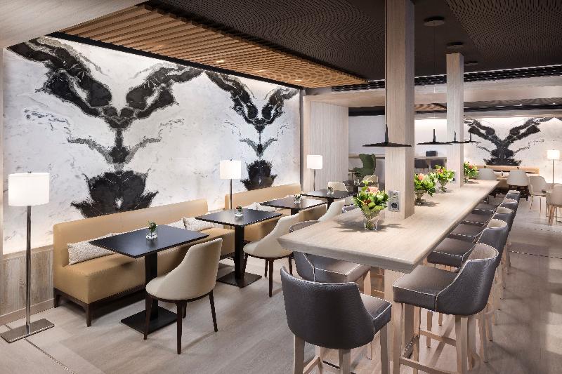 The Level At Hotel Melia Castilla - Lobi