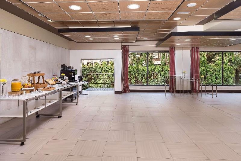 The Level At Hotel Melia Castilla - Toplantı