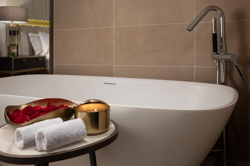 The Level At Hotel Melia Castilla - Oda