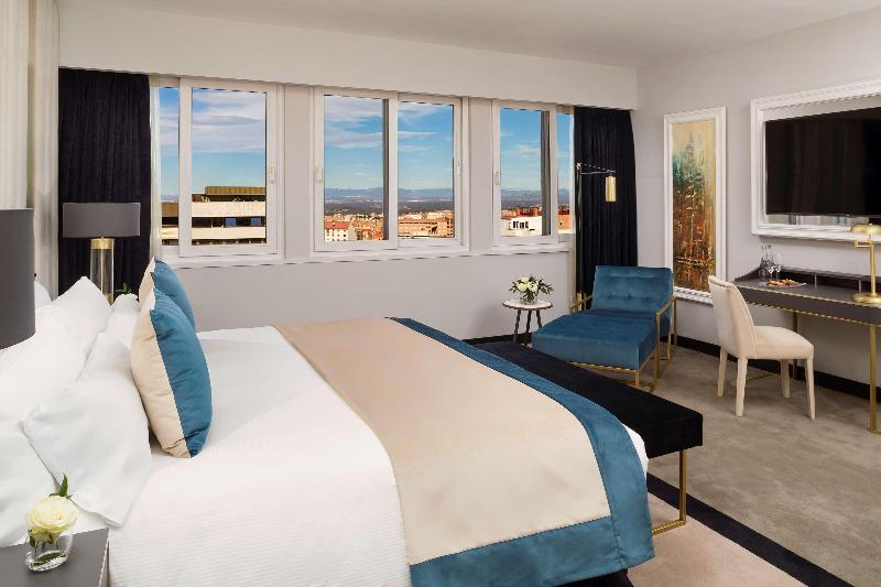 The Level At Hotel Melia Castilla - Oda