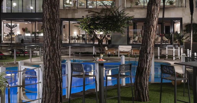 The Level At Hotel Melia Castilla - Havuz