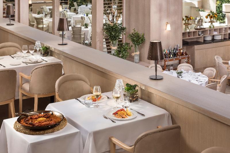 The Level At Hotel Melia Castilla - Restoran