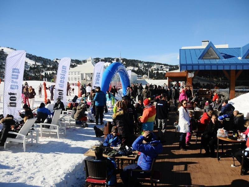 Bof Hotels Uludag Ski & Convention Resort - Teras