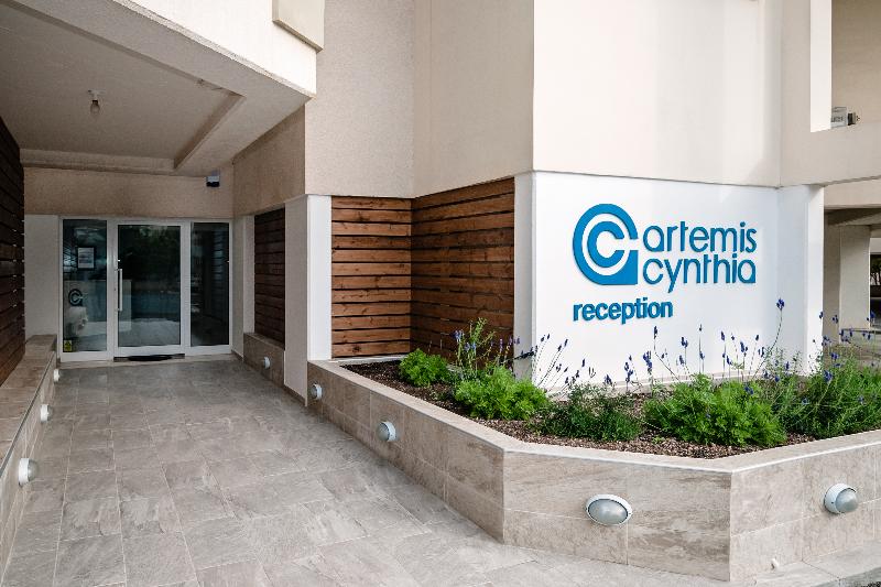 Artemis Cynthia Complex - Genel