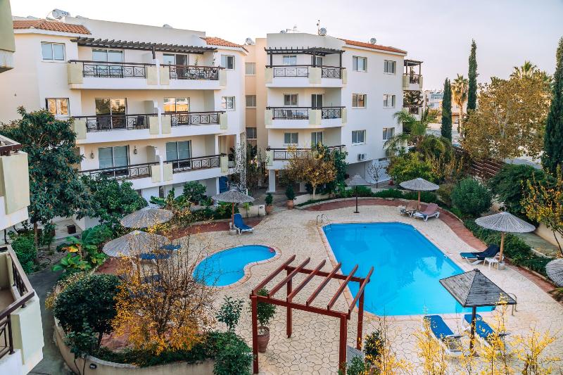 Artemis Cynthia Complex - Genel