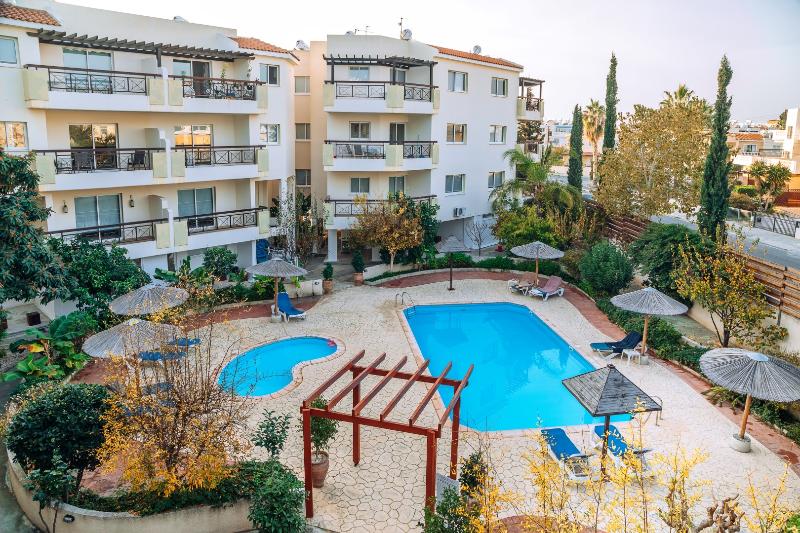 Artemis Cynthia Complex - Genel