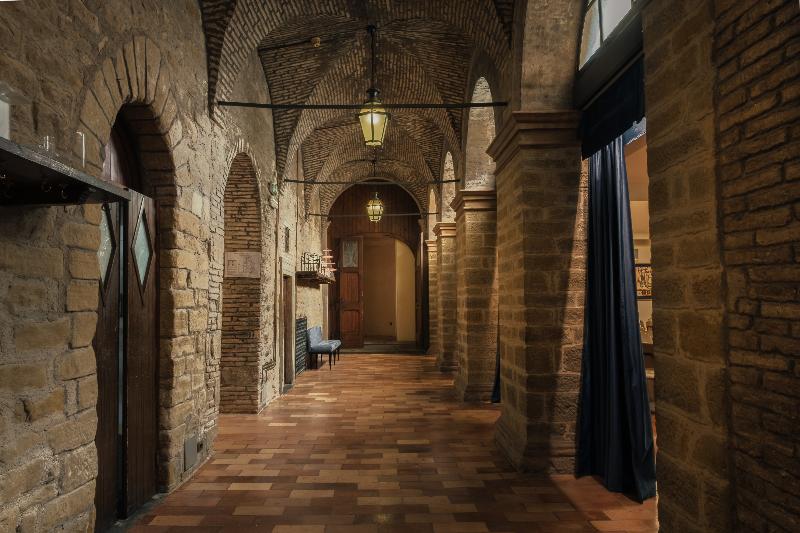 Villa Montegranelli - Lobi