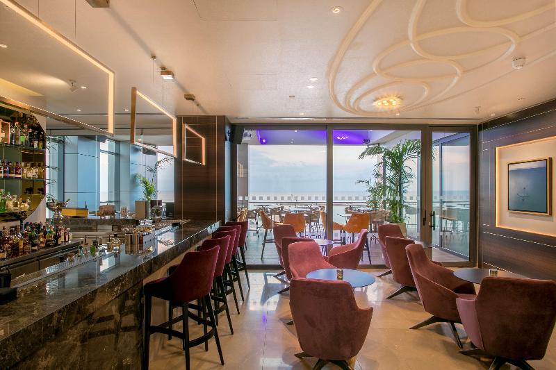 Radisson Blu Hotel Larnaca - Bar