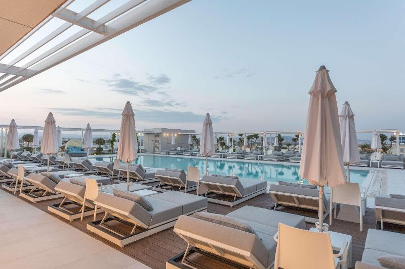 Radisson Blu Hotel Larnaca - Bar
