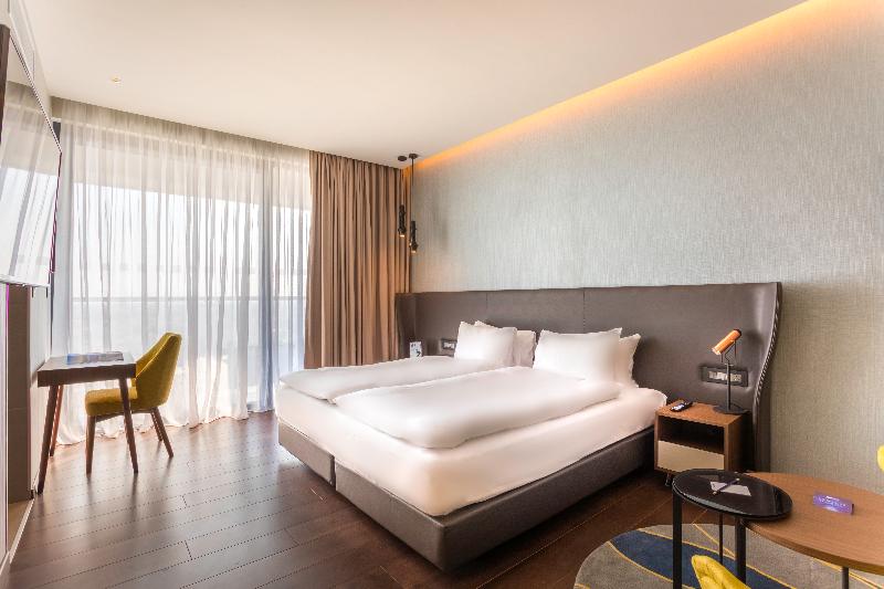 Radisson Blu Hotel Larnaca - Oda