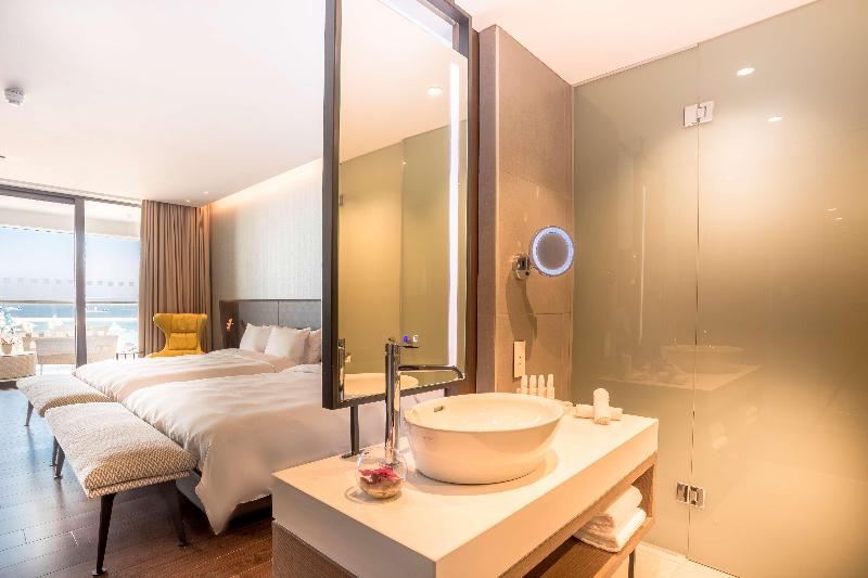 Radisson Blu Hotel Larnaca - Oda